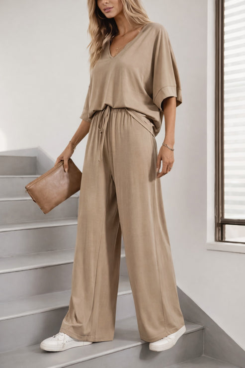 Minimal Beige Lounge Set