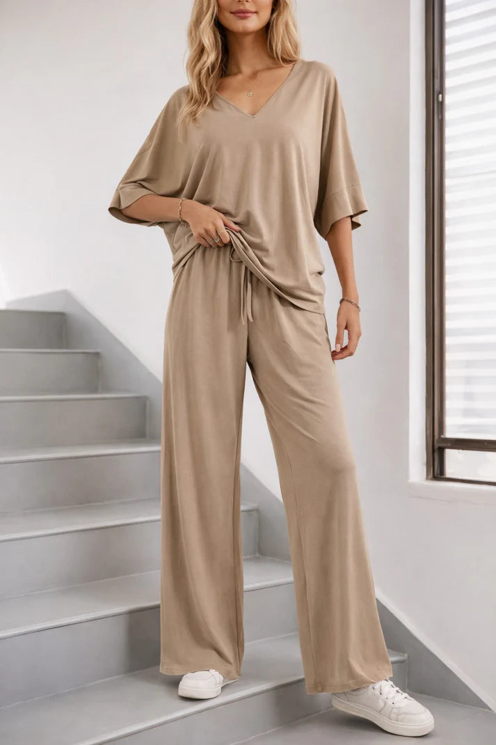 Minimal Beige Lounge Set