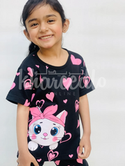 Black Kitty With Pink Hearts Print Kids Night Suit (KO-601)